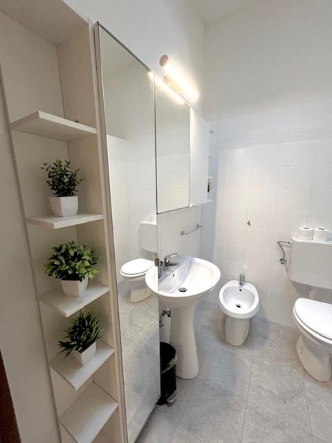 Residence Zar 8 Trieste Esterno foto